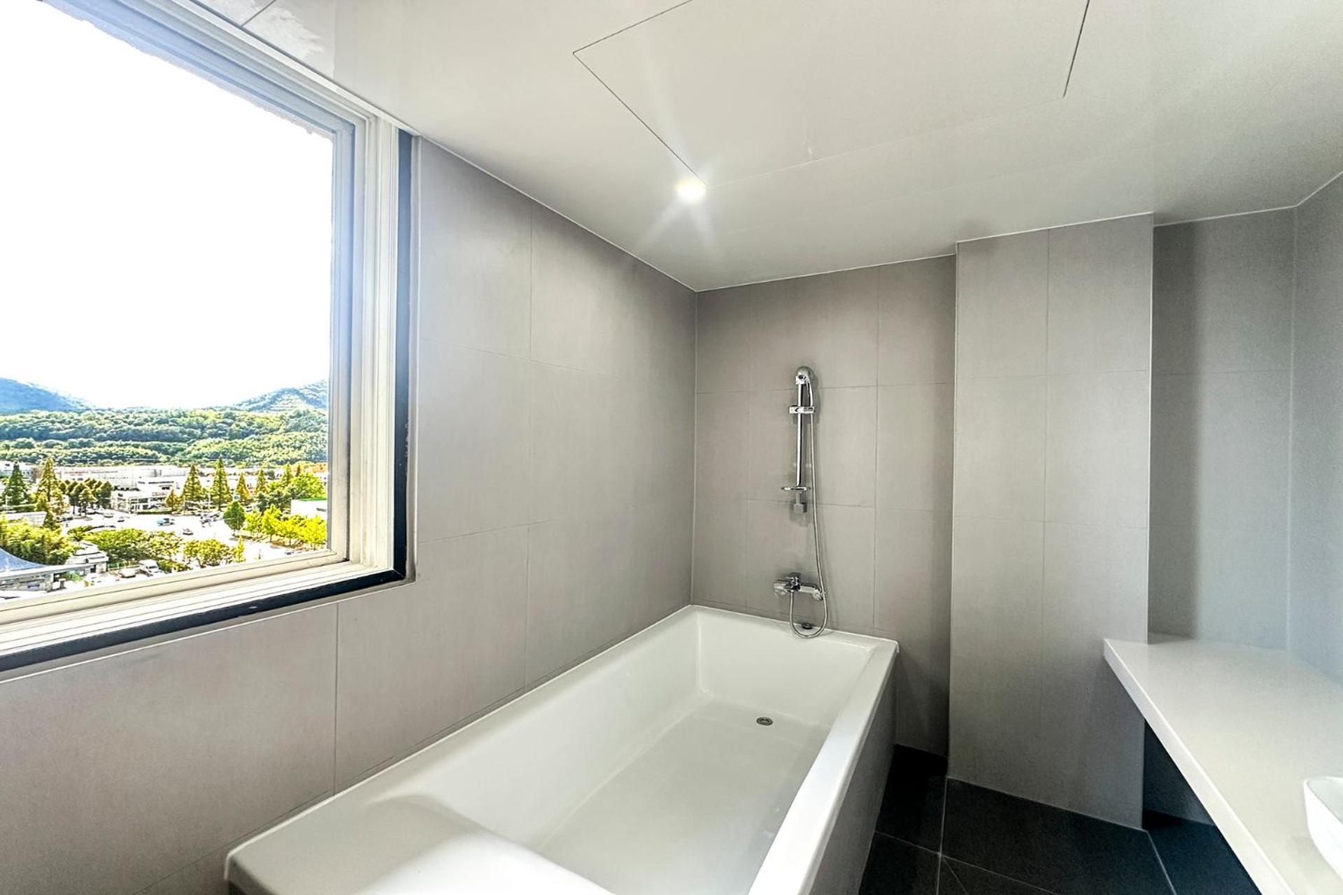 Hound Hotel Changwon Eksteriør bilde