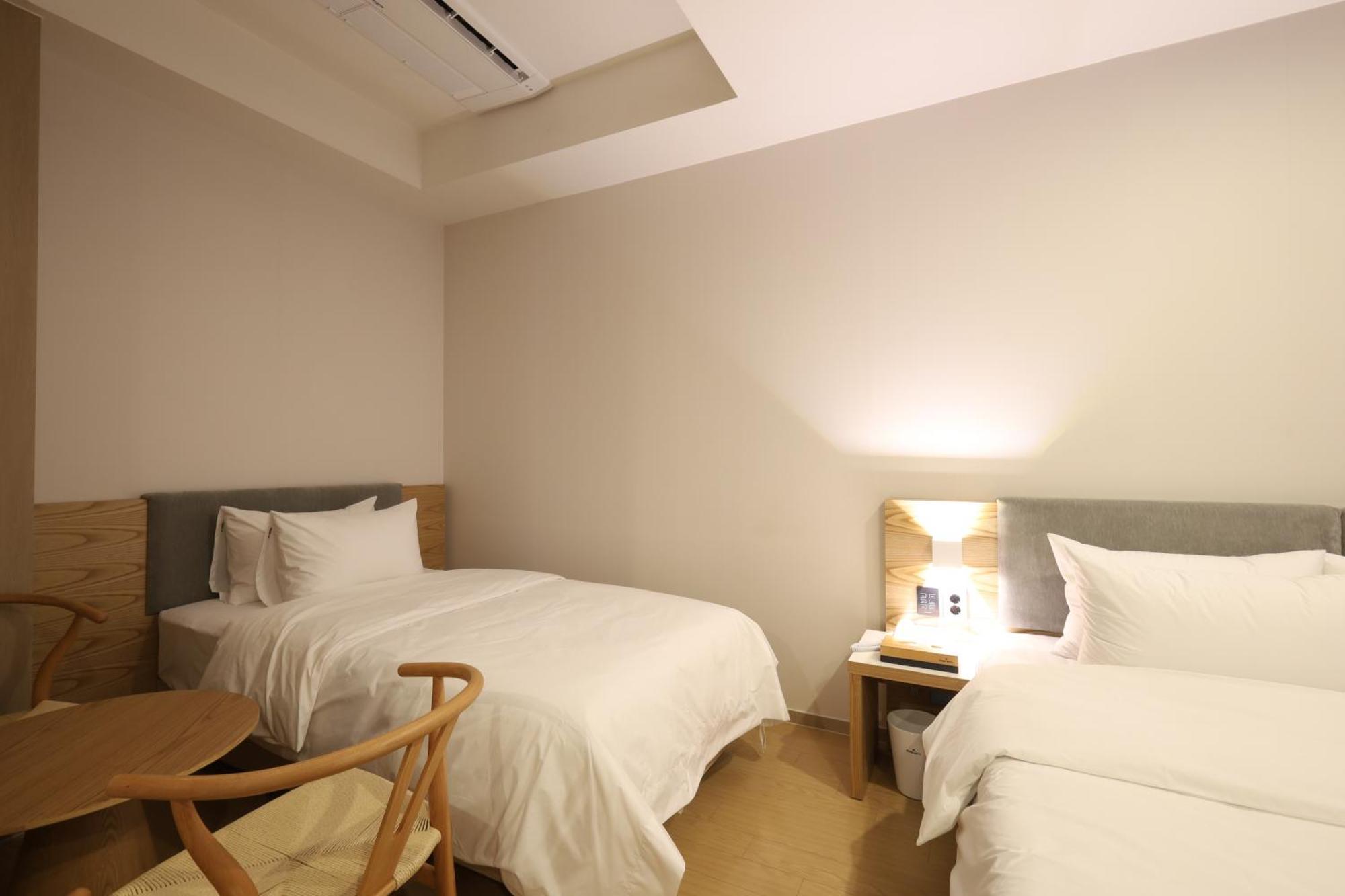 Hound Hotel Changwon Eksteriør bilde