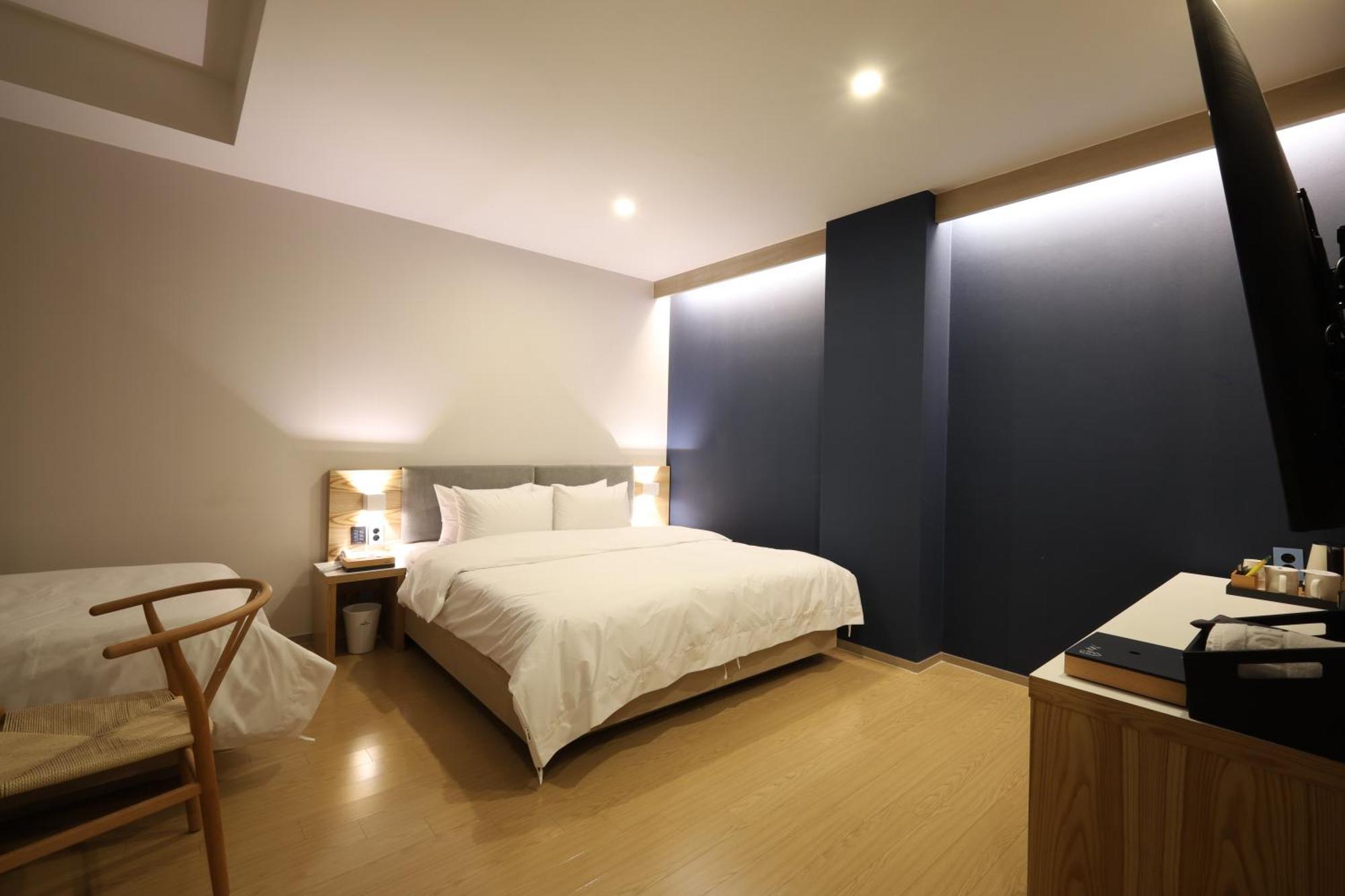 Hound Hotel Changwon Eksteriør bilde