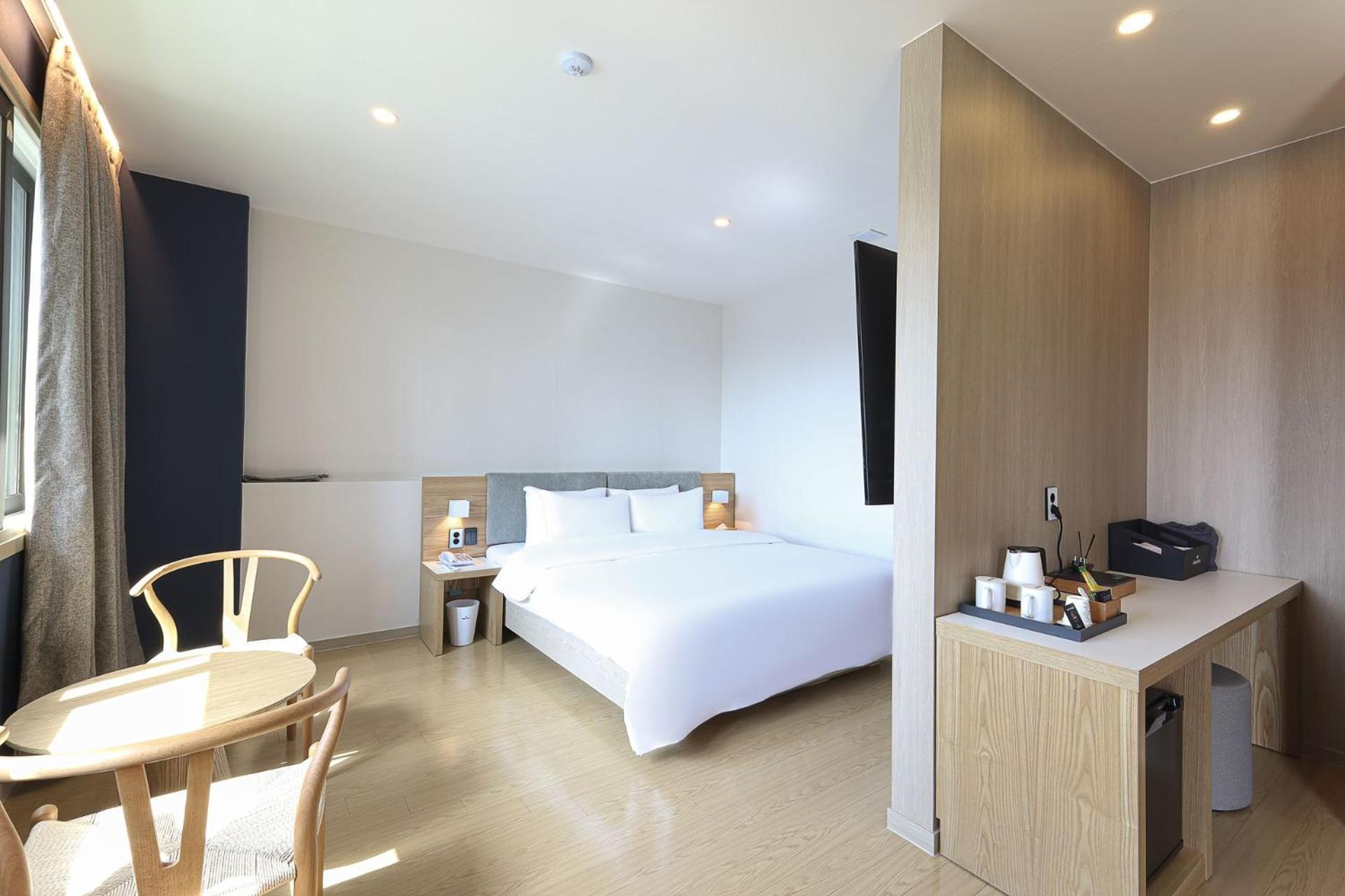 Hound Hotel Changwon Eksteriør bilde