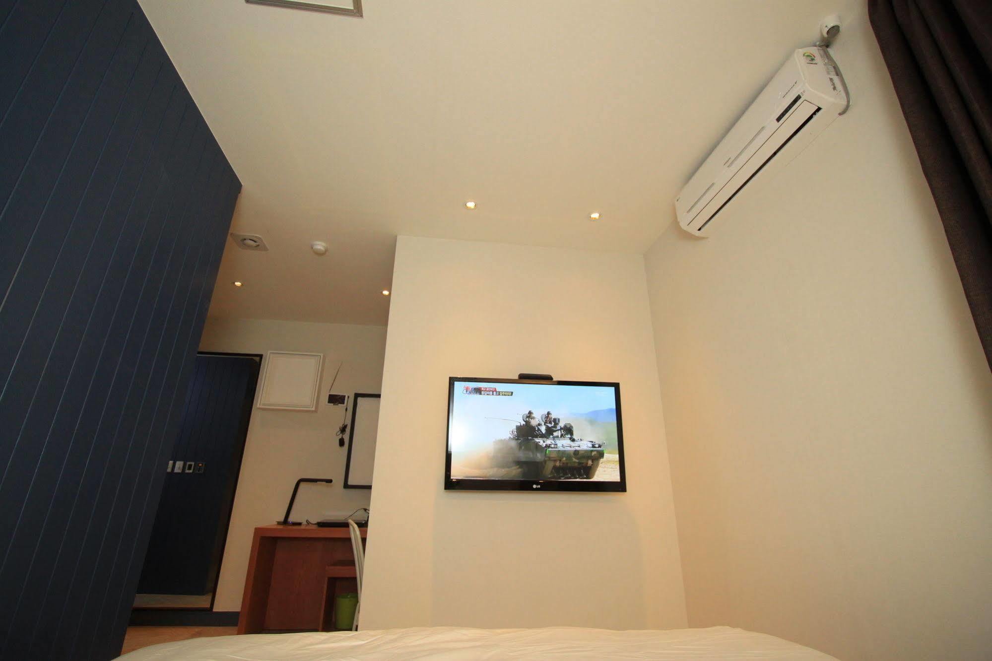 Hound Hotel Changwon Eksteriør bilde