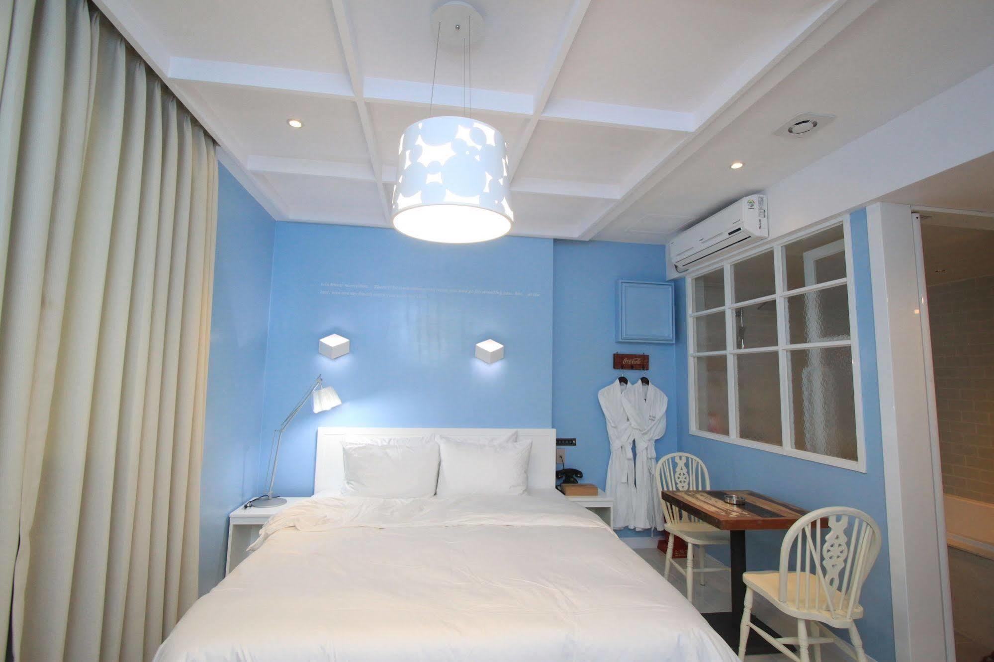 Hound Hotel Changwon Eksteriør bilde